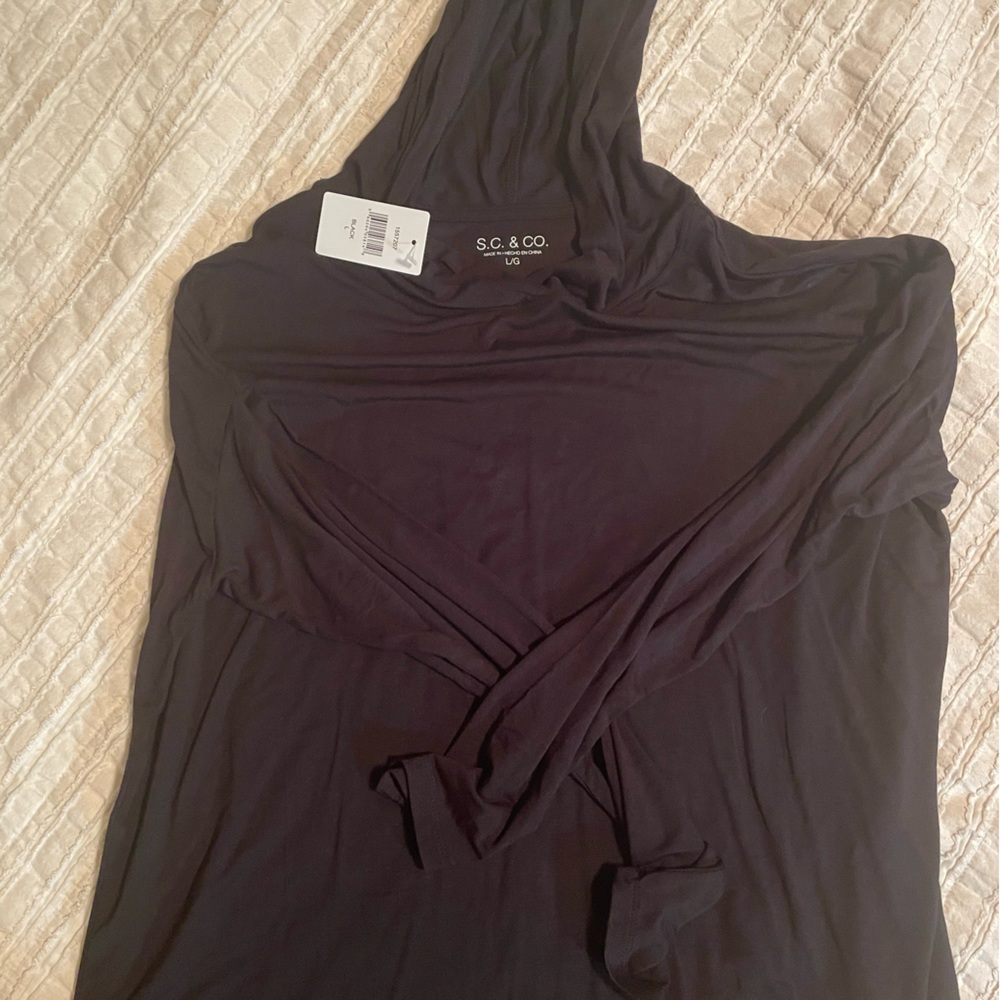 Black long sleeve pajama top. Size large.